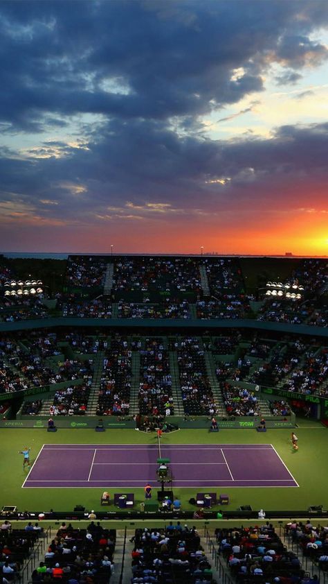 Miami Open Tennis Court Sunset iPhone 6+ HD Wallpaper Mode Tennis, Tennis Wallpaper, Tennis Lifestyle, Miami Open, Tennis Photography, Tennis Pictures, Tennis Art, Tennis Photos, Tennis Aesthetic