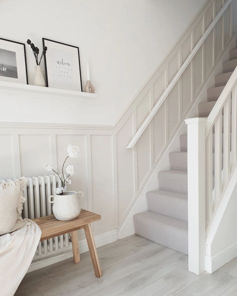 Stacey ♡ on Instagram: “T h u r s d a y 🤍🕊 • • We have a busy weekend of extension progress planned so for now I'm trying to take snaps of the tidy areas that…” Modern Hallway Design, Stairs And Hallway Ideas, Stair Paneling, White Hallway, Staircase Interior Design, Stairs Design Interior, House Staircase, Hallway Inspiration, Narrow Hallway Decorating