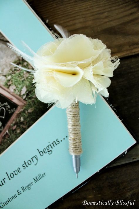 DIY Pen for your Guest Book Wedding Guest Book Pen, Diy Wedding Guest Book, Diy Pen, Diy Guest Book, Wedding Pen, Invitation Fonts, Flower Pens, Pen Diy, Dental School