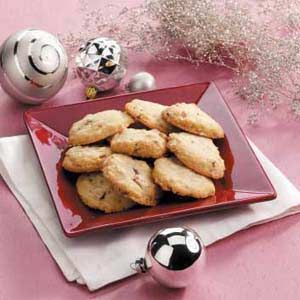 Nut Cookies Recipe, Brazil Nut, Fruit Recipe, Nut Cookies, Fresh Fruit Recipes, Brazil Nuts, Nut Recipes, Buttery Cookies, Brazilian Food