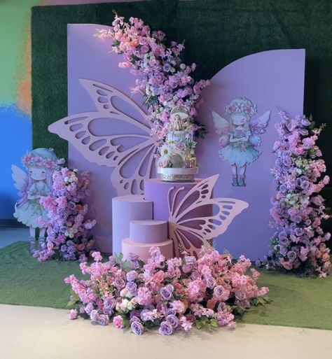 Butterfly 15 Theme Centerpiece, Fairyland Theme Decor, Butterfly Theme Decoration Ideas, Butterfly Backdrop Ideas, Butterfly Theme Birthday Decoration, Butterfly Quinceanera Theme, Butterfly Backdrop, 15th Birthday Decorations, Butterfly Birthday Party Decorations