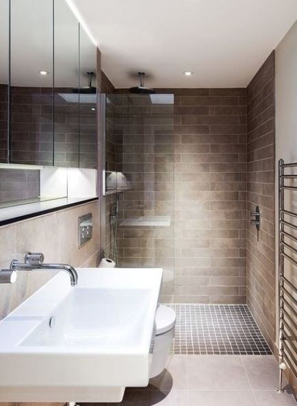 Rectangular Bathroom Layout, Narrow Bathroom Layout, Long Narrow Bathroom, Narrow Bathroom Designs, Small Shower Room, Small Bathroom Layout, Modern Bathroom Tile, Bathroom Layouts, Narrow Bathroom