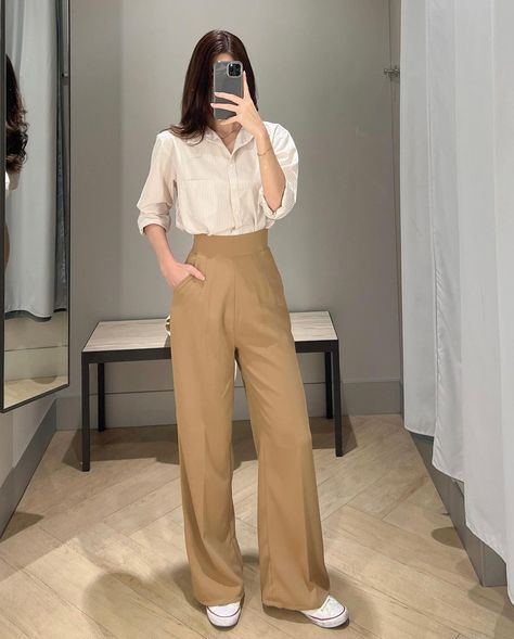 Feelfree.bkk (@feelfree.bkk) • Instagram photos and videos Modest Fashion Outfits, Office Wear, Modest Fashion, Fashion Inspo, Fashion Outfits, Pants, How To Wear