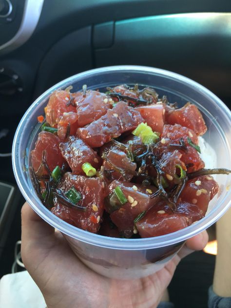 Hawaii Poke Bowl, Poke Bowl Hawaii, Hawaii Poke, Hawaii Vision Board, Food Vision Board, Oahu Trip, Oahu Food, Hawaiian Poke Bowl, Hawaiian Poke