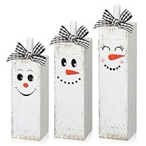 Aesthetic Craft Room, Snowman Centerpieces, Table Decorations Winter, Winter Decorations For Home, Diy Christmas Crafts To Sell, Wood Blocks Christmas, Winter Table Decorations, Diy Snowman Decorations, 15 Aesthetic