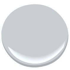 I used this color in a bedroom and it is my new FAVORITE color!! Benjamin Moore - Sweet Innocence (2125-50) Oyster Shell Benjamin Moore, Benjamin Moore Gray, Benjamin Moore White, Revere Pewter, Touch Of Gray, Favorite Paint Colors, Paint Colors Benjamin Moore, Benjamin Moore Paint, Design Blogs