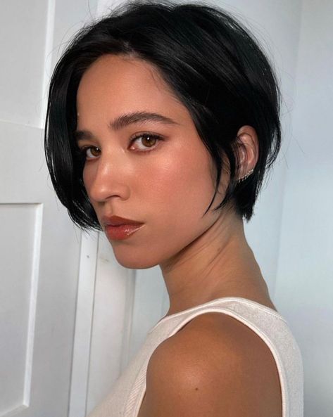 Long Pixie Hair, Kelsey Asbille, Really Short Haircuts, Dream Hairstyles, Short Hair Outfits, Bob Haircut For Round Face, Haircut Inspo, Growing Hair, Women Short Hair