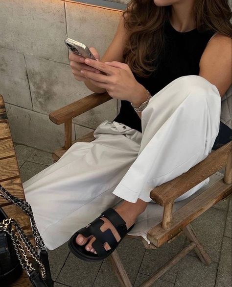 Sandals Outfit, Mode Inspo, Mode Inspiration, Elegant Outfit, Spring Summer Outfits, Outfits Casuales, Classy Outfits, Spring Summer Fashion, Everyday Outfits