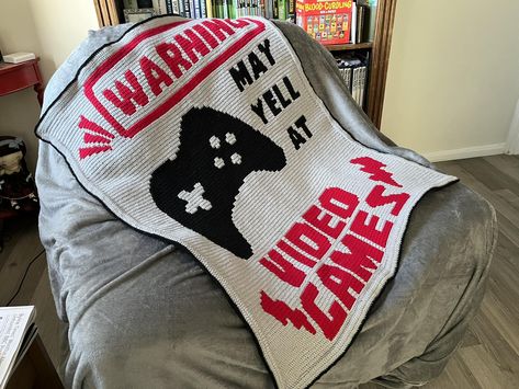 Crochet Video Game Blanket, Crochet Gaming Patterns, Video Game Crochet, Crochet Blanket Video, Video Game Pattern, Crochet Patterns Book, Blankets To Make, Free Patterns Crochet, Mosaic Crochet