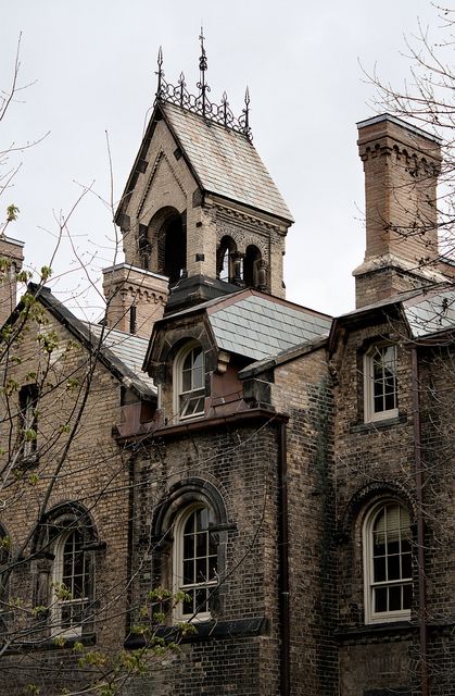 University of Toronto, University College by Billy Wilson Photography, via Flickr :) Vila Medieval, Era Victoria, His Dark Materials, Dead Poets Society, The Infernal Devices, Dark Academia Aesthetic, Foto Art, Boarding School, The Secret History