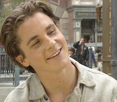 Christian Bale Newsies Jack Kelly, Newsies 1992, Chris Bale, Jack Kelly, Patrick Bateman, Joseph Gordon Levitt, Heath Ledger, Newsies, Christian Bale