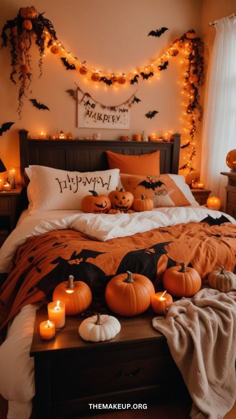 FALL DECOR IDEAS - HALLOWEEN DECOR IDEAS FOR BEDROOMS Halloween Bedroom Inspiration, Autumn Aesthetic Room Ideas, Decorating Room For Halloween, Fall Halloween Bedroom Decor, Fall Cottagecore Bedroom, Halloween Themed Room Aesthetic, Cute Fall Decor For Bedroom, Autumn Room Ideas, Halloween Room Ideas Bedrooms