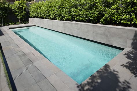 Gallery of Malvern House / Canny Design - 10 Pool Colours, Malvern House, Moderne Pools, Pool House Designs, Luxury Pools, Modern Pools, Melbourne House, Architecture Inspiration, Casa Exterior