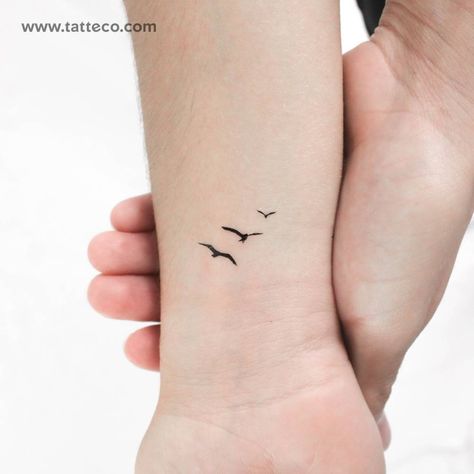 3 Flying Birds Tattoo, 3 Birds Tattoo Men, 3 Little Birds Tattoo, Three Little Birds Tattoo, 3 Birds Tattoo, Three Birds Tattoo, Little Bird Tattoos, Bird Tattoo Men, Tattoos Animals