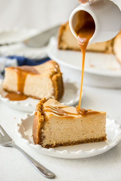 This Baked Salted Caramel Cheesecake recipe is a combination of simple caramel sauce and an easy baked cheesecake. Rich, indulgent and no tricky steps. Easy Baked Cheesecake, Simple Caramel Sauce, Cheesecake Simple, Baking Corner, Caramel Cheesecake Recipes, Baked Caramel, Baked Cheesecake, Salted Caramel Cheesecake, Baked Cheesecake Recipe