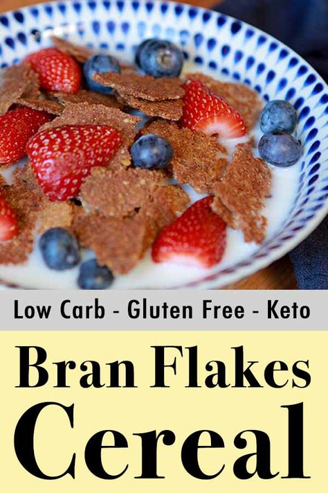 This yummy low carb and Keto cereal has just 97 calories and less than 1g net carbs. Not too shabby for a bowl of bran flakes. Bran Flakes Cereal, Vegan Cereal, Bran Flakes, Low Carb Cereal, Keto Cereal, Bran Cereal, Keto Easy, Primal Recipes, Thm Recipes