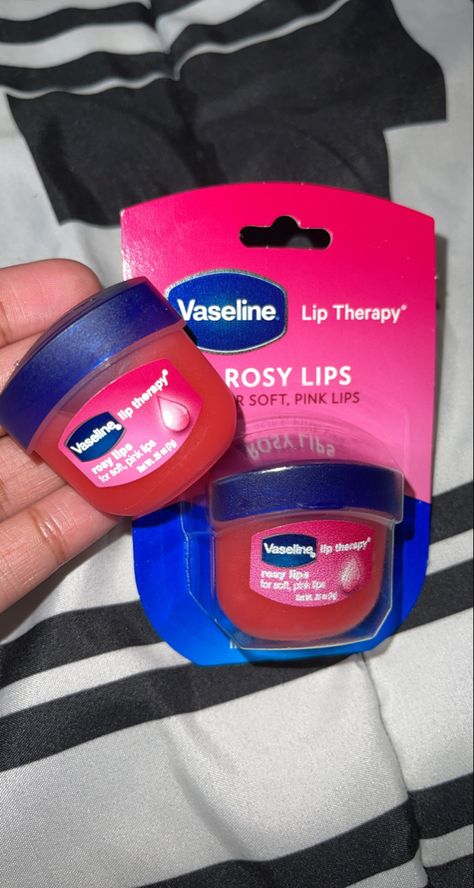 Vaseline Rosy Lips, Makeup Cantik, Korean Skin Care Secrets, Vaseline Lip Therapy, Beautiful Skin Care, Vaseline Lip, Rosy Lips, Resep Diet, Pretty Skin