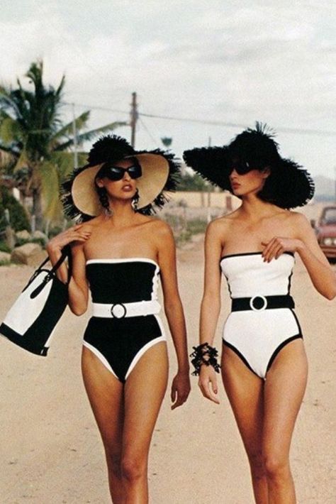 French Riviera classic beach style                                                                                                                                                     More Riviera Fashion, French Riviera Style, Swimwear Aesthetic, Black And White One Piece, Elite Fashion, Couture Mode, Moda Vintage, Black & White, Black Swimsuit