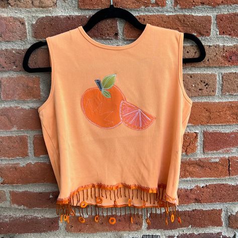 #🃏 #🍊 #🫒 #🦀 Thrift Flip Shirts, Funky Sewing Patterns, Upcycle Fashion Diy, Reworked Clothes, Patchwork Tee, Quilt Shirt, Thrift Flips, Upcycle Clothes Diy, Upcycle Shirt