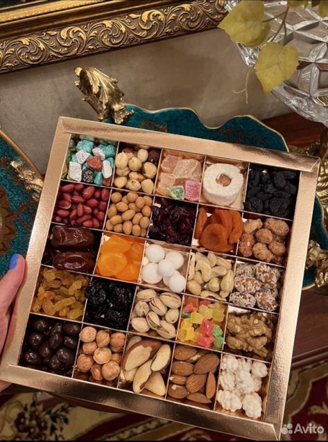 Diwali Box Ideas, Dry Fruits Packing Ideas Gift Wedding, Fruit Box Ideas Gift, Dryfruits Packing Ideas, Dry Fruits Packing Ideas Gift, Dry Fruit Packing, Christmas Gift Ideas For Toddlers, Gift Ideas For Toddlers, Food Hamper