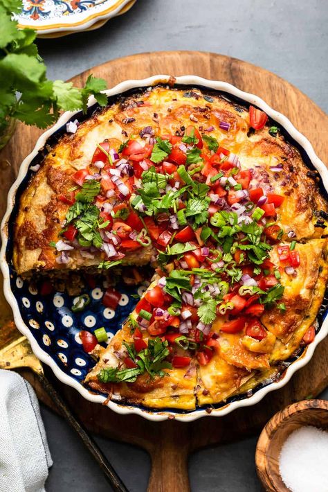 Breakfast Tortilla Pie Using Corn Tortillas, Mexican Pie, Sausage Beans, Casserole Mexican, Tortilla Pie, Corn Tortilla Recipes, Mexican Brunch, Egg Tortilla, Breakfast Tortilla