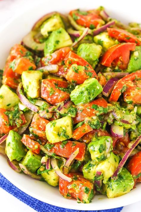 Tomato Avocado Salad, Tomato Avocado, Avocado Tomato Salad, Salmon Fillet, Avocado Salad Recipes, Avocado Tomato, 140 Pounds, Avocado Recipes, Salad Side Dishes