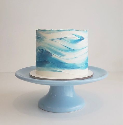 Ocean Smash Cake, Surf Cake Ideas, Ocean Birthday Cakes, Surf Cake, Wave Cake, Cake Designs For Boy, 17 Birthday Cake, Ocean Cakes, Little Mermaid Cakes