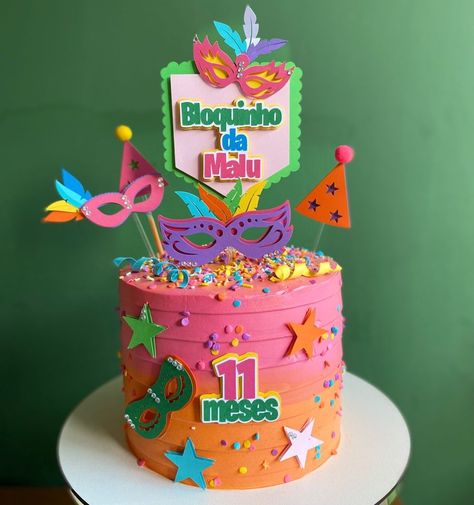 Baby F, 13th Birthday Parties, Carnival Themes, 17th Birthday, 13th Birthday, Mask Party, Pretty Cakes, Pool Party, Event Decor