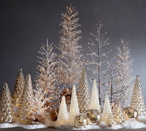 Outdoor Candyland, Crystal Trees, Silver Christmas Decorations, Christmas Float, Gold Christmas Decorations, Christmas Outdoor, Christmas Mantle, White Christmas Decor, Candyland Decorations