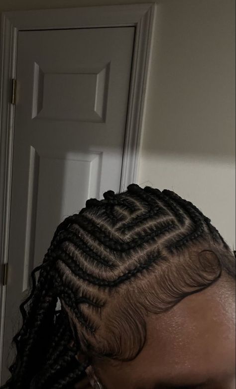 Hair Braid Designs, Hair Cut Ideas, Cornrows Natural Hair, Hair Styles Ideas, Short Hair Cut, Feed In Braids Hairstyles, Quick Natural Hair Styles, Braided Cornrow Hairstyles, Box Braids Hairstyles For Black Women