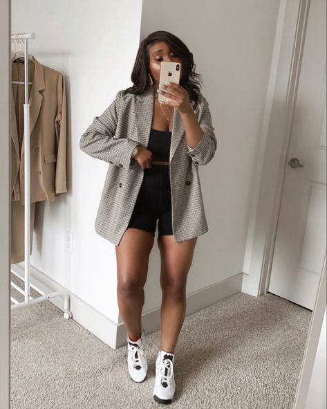 Feminine Sneakers Outfit, Sporty Biker Shorts For Night Out, Feminine Fashion Black Women, Chic Biker Shorts For Night Out, Oversized Spring Blazer For Day Out, Dressy Sneaker Outfits Women, Blazer Biker Shorts Outfit Heels, Black Compressive Biker Shorts In Athleisure Style, Everyday Outfits Black Women