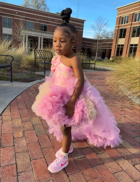 Sneakerball Party Outfits, Ball Outfit Ideas, Sneaker Ball Outfit Ideas, Ball Outfit, Sneaker Ball, Black Kids Fashion, Newborn Mom, Kid Styles, Ball Hairstyles