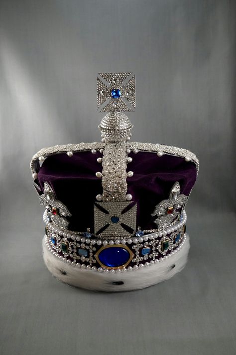 My Imperial State Crown (Back) Imperial State Crown, British Crown Jewels, Military Dresses, Imperial Crown, Queen Alexandra, Diy Crown, Royal Crowns, Royal Tiaras, Kings Crown