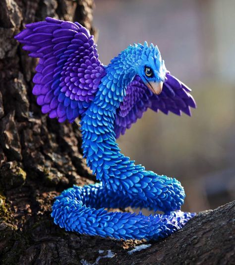 Occamy Fantastic Beasts, Fantasic Beasts, Fantastic Beasts Movie, Mythological Animals, Sculpture Animal, Animal Totem, Cute Fantasy Creatures, Fantastic Beasts And Where, Alien Creatures