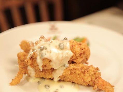 Get Chicken-Fried Lobster Recipe from Cooking Channel Chicken Cobbler Red Lobster, Southern Caviar, Kix Brooks, Crab Bake, Chicken Cobbler, Lobster Recipe, Fried Lobster, Caper Sauce, Lobster Dishes