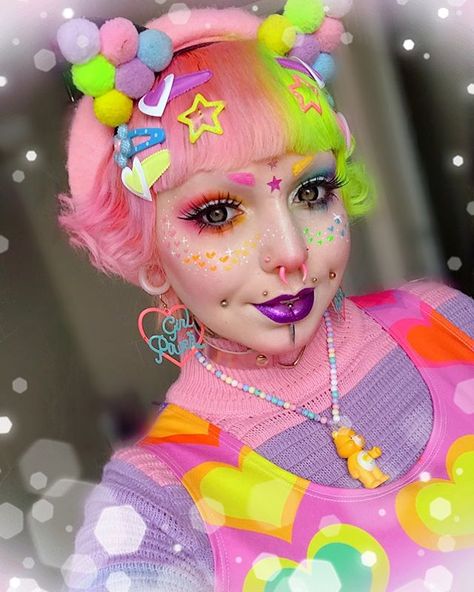 ✨🌸Rosie Hinton🌸✨ (@rosemaryonette) • Instagram photos and videos Rainbowcore Fashion, Pastel Goth Makeup, Harajuku Decora, Scene Makeup, Neon Makeup, Pride Makeup, Bright Makeup, Kawaii Makeup, Harajuku Fashion Street