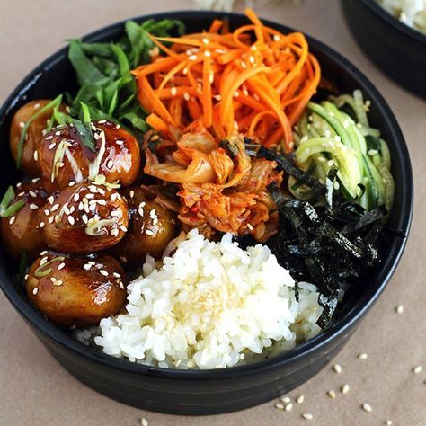 Korean Potato Bowl Vegan Bento Box Ideas Japanese, Gamja Jorim, Bento Box Lunch For Adults, Braised Potatoes, Vegan Bibimbap, Korean Bowl, Bibimbap Bowl, Potato Bowl, Bento Box Recipes