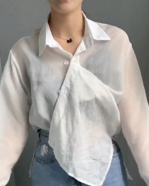 Girls must know hacks [Video] | Diy fashion, Fashion hacks clothes, Refashion clothes How To Style Basic Shirt, Women In White Shirt, How To Style A Blouse, Basic Dress Hijab, Styling Kemeja, How To Style White Shirt, Outfit Ideas White Shirt, Outfit With White Shirt, Ways To Wear A Shirt