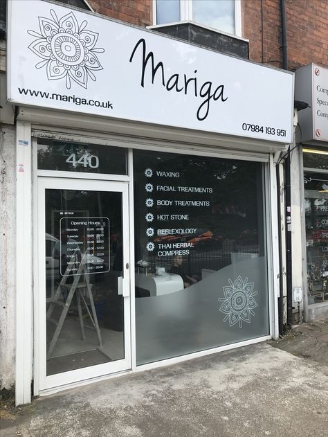 Salon Window, Beauty Salon Window Design, Window Advertising Ideas, Spa Signage, Salon Window Signage, Salon Glass Sticker Design, Salon Signage, Shop Window Signage, Window Signage Design