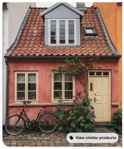 Personal Aesthetic, Cute House, Cozy Vibes, Urban Sketching, Pretty House, Beautiful Buildings, Little Houses, Design Case, House Inspo