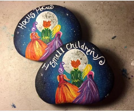 Hocus Pocus Rock Painting, Hocus Pocus Painted Rocks, Painting Shells, Pic Cartoon, Fall Rocks, Rock Creations, Kick Rocks, Shell Painting, Rock Designs