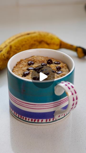 Healthy Mug Cake Recipes, Microwave Breakfast, Chocolate Chip Mug Cake, Chip Mug, Snack Healthy, Mug Recipes, Kitchen Paper, Healthy Ingredients, Microwave Recipes