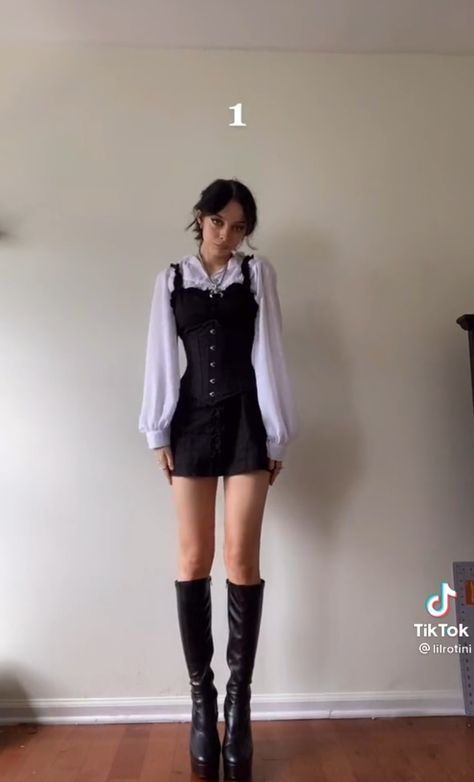 Preppy Emo Outfits, Southern Gothic Aesthetic Outfits, Goth Preppy Outfit, Black Corset Outfit Goth, Corset Outfit Goth, Thigh High Outfits, Preppy Casual Outfits, Jigsaw Costume, Black Corset Outfit