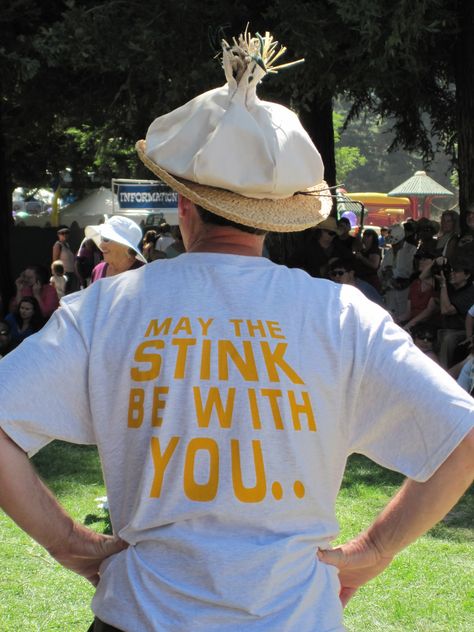 Go to the Gilroy Garlic Fest Garlic Festival, Festival T Shirts, Monterey, Card Games, Bucket List, Garlic, Wordpress, Favorite Places, California