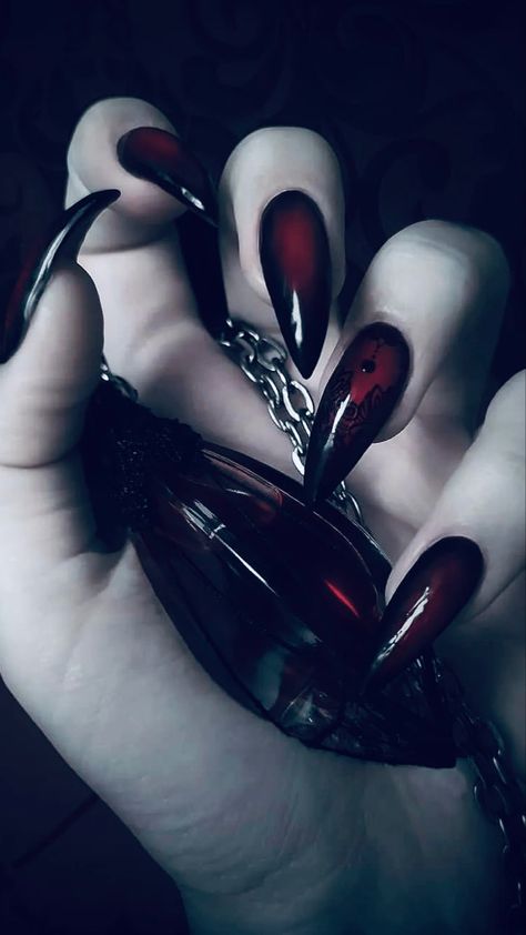 Best Couple Pics For Dp, Witch Nails, Couple Pics For Dp, Fairytale Fantasies, Metal Fashion, Gothic Fantasy Art, Diamond Tiara, Dark Heart, Fairy Fashion