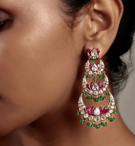 Chaand Baaliyan Earings, Polki Chand Bali Earrings, Chaand Baaliyan, Chand Bali Earrings, Chand Bali, Bridal Necklace Designs, Neck Pieces Jewelry, Diamond Pendants Designs, Fancy Jewelry Necklace