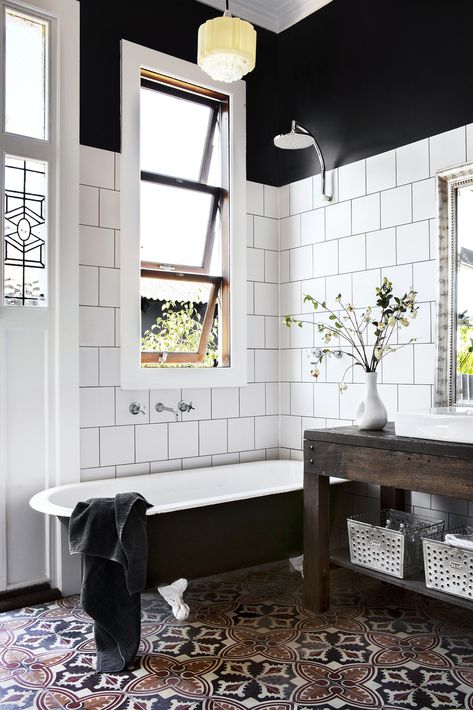 How to bring Art Deco style into the 21st century Arte Art Deco, Vintage Bathroom Tile, Shower Over Bath, Beautiful Bathroom Designs, White Bathroom Tiles, Art Deco Bathroom, Deco Bathroom, Architectural Styles, Black And White Tiles