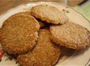 Beltane Oat Cakes Oat Cake Recipes, Ciroc Recipes, Wicca Recipes, Kitchen Witch Recipes, Tagine Recipes, Oat Cakes, Beltane, Girls Sweet, Samhain