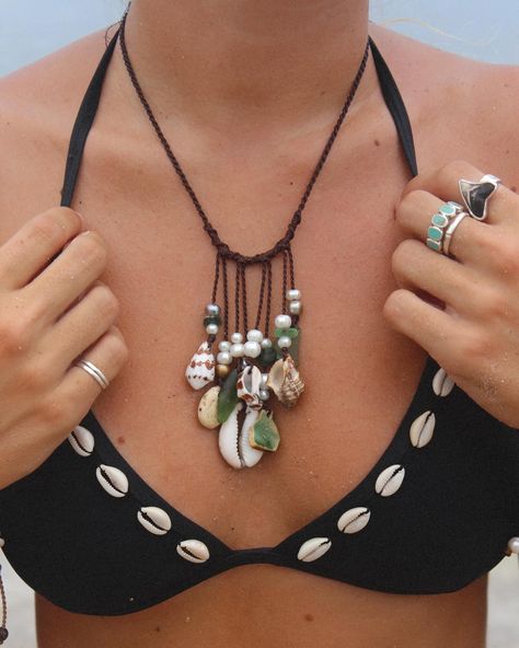 New style alert! 🥥 ULUWATU 🪸a fun, fringey, ocean inspired statement piece A mixture of all the fun things I find on my beach walks: sea glass, sea pottery, shells of all kinds, pebbles, coral fragments, etc. Available now - link in bio How To Make Shell Jewelry, Shell Necklace Ideas, Sea Accessories, Beach Glass Necklace, Lucky Charm Necklace, Beach Walks, Shell Crafts Diy, Rope Jewelry, Diy For Men