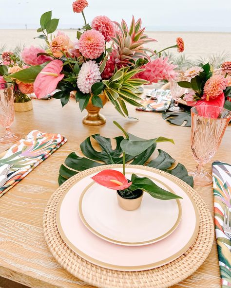 Had so much fun coordinating and designing this chic tropical bridal shower for 25 ladies. Can’t get much better than this beach front setting and delicious catered lunch from @forkknifeandspoons. The Custom cookie favors were a yummy treat for all the girls to take home. #tropicalchic #bridalshower #chictropicalflowers Tropical Bridal Shower Ideas, Lunch Catering, Tropical Bridal Showers, Tropical Bridal, Custom Cookie, Cookie Favors, Bridal Brunch, Bridal Shower Theme, Custom Cookies